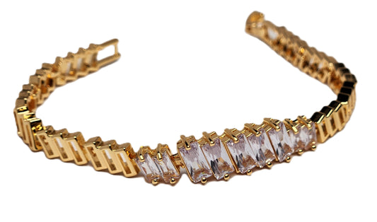 Rectangular Style Gold Bracelet – Elegant & Timeless Jewellery