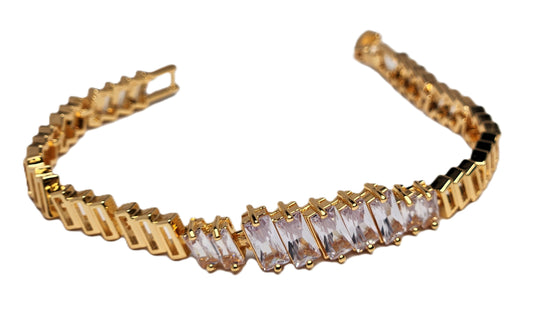 Rectangular Style Gold Bracelet – Elegant & Timeless Jewellery