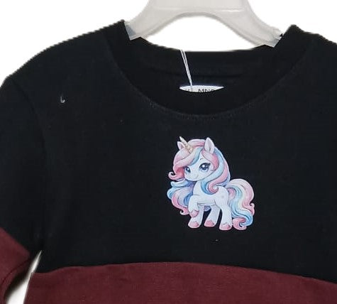 Cozy Sweatshirt with Unicorn Print – Fun & Magical Style