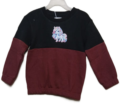 Cozy Sweatshirt with Unicorn Print – Fun & Magical Style